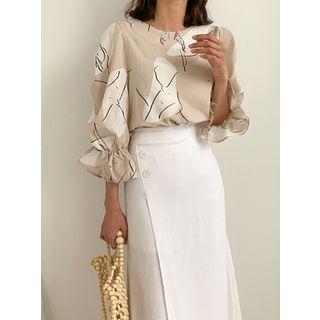 Balloon-sleeve Bell-cuff Patterned Blouse