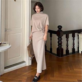 Set: Turtle-neck Knit Top + Band-waist Long Skirt