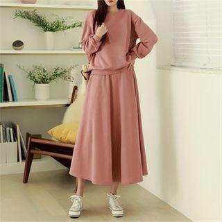 Fleece-lined Pullover & Flare Skirt Set