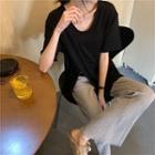 Short-sleeve Slit T-shirt / Wide-leg Pants