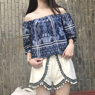 Set: Off-shoulder Top + Tasseled Shorts