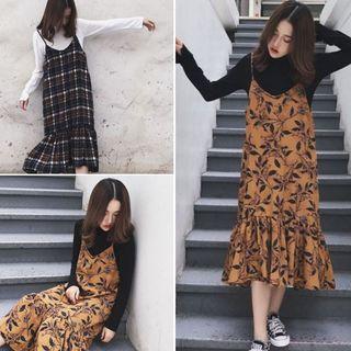 Set: Floral Print Ruffle Hem Chiffon Slipdress + Long Sleeve Knit Top