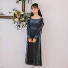 Square-neck Velvet Long-sleeve Midi A-line Dress Blue - One Size