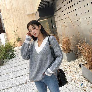 V-neck Ringer Loose Sweater