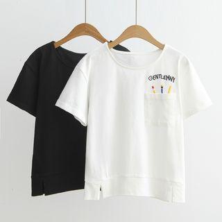 Short-sleeve Slit-hem Embroidery T-shirt