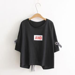 Elbow-sleeve Ribbon-back Lettering Top