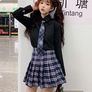 Shirt / Necktie / Pleated Skirt / Set