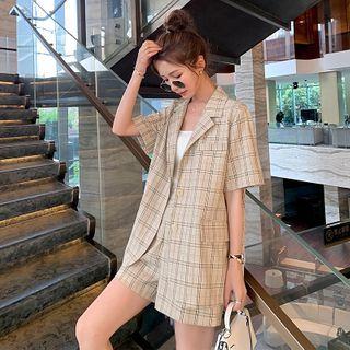 Set: Short-sleeve Blazer + Wide-leg Shorts