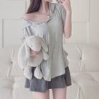 Short-sleeve Hooded T-shirt / A-line Skirt