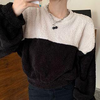 Two-tone Fleece Cropped Sweatshirt
