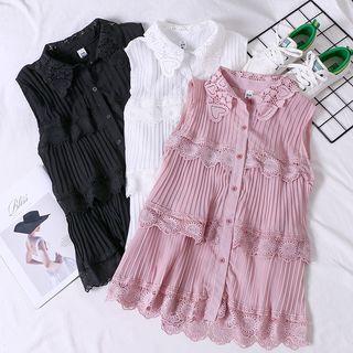 Crochet Trim Sleeveless Pleated Blouse