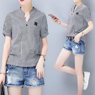 Short-sleeve Plaid Applique Shirt