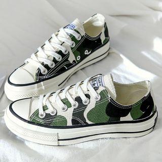 Canvas Patterned Lace-up Sneakers