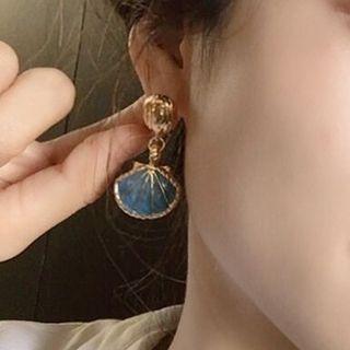 Scallop Dangle Earring