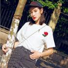 Short-sleeve Rose Embroidery T-shirt