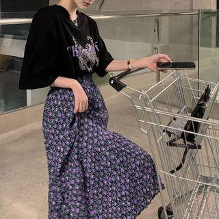 Elbow-sleeve Graphic Print T-shirt / Floral Midi A-line Skirt