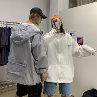 Long-sleeve Plain Hooded Light Jacket