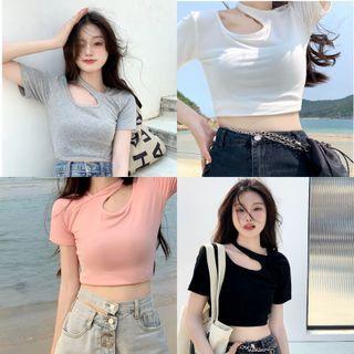 Short-sleeve Plain Cutout Slim-fit Cropped Top