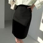 Basic Zip-back Pencil Skirt