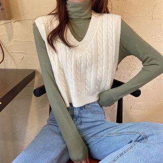 Long-sleeve Turtle-neck T-shirt / Knit Vest