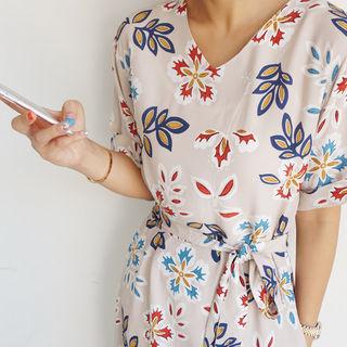 Floral Patterned V-neck Midi Dress With Sash