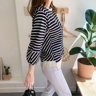 Balloon-sleeve Asymmetric-hem Stripe T-shirt