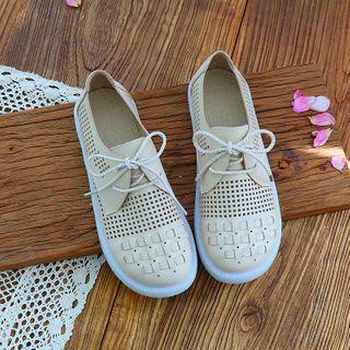 Perforated Panel Lace Up Shoes
