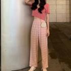 Short-sleeve Cropped T-shirt / Plaid Sweatpants