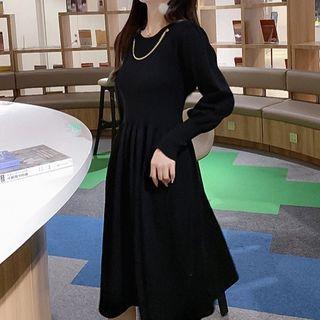 Chain Detail Midi Knit Dress