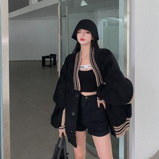 V-neck Two Tone Button-up Oversize Jacket