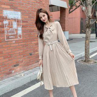 Short-sleeve / Long-sleeve Dotted A-line Dress