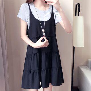 Set: Plain Short Sleeve T-shirt + Spaghetti Strap Tiered Dress
