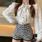 Tie-neck Lettering Blouse / Houndstooth Shorts