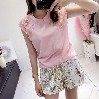 Embellished Flower Sleeveless T-shirt