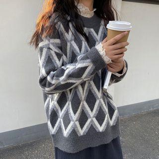 V-pattern Sweater