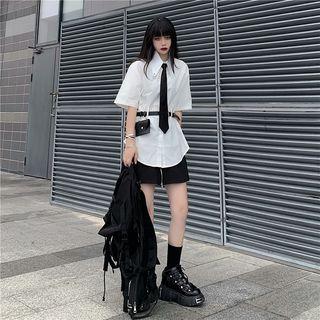 Elbow-sleeve Shirt / Waist Bag / Tie / Set