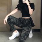 Set: Short-sleeve T-shirt + Camo Sweatpants