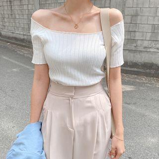 Off-shoulder Lettuce-edge Rib-knit Top