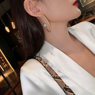 Faux Pearl C Shaped Ear Stud Earring - C Shape Faux Pearl - Silver Pin - Gold - One Size