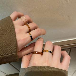 Set Of 6: Acrylic Ring (various Designs)