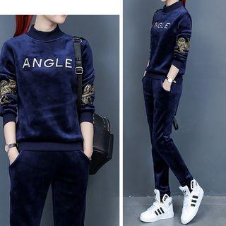 Set: Embroidered Velvet Pullover + Harem Pants