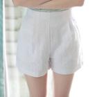 Pleated Wide-leg Linen Shorts