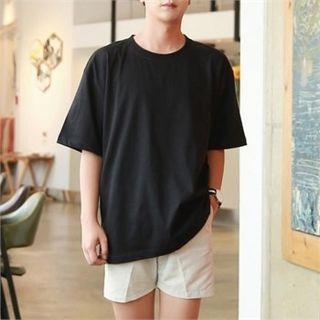 Plain Roundneck T-shirt In 6 Colors