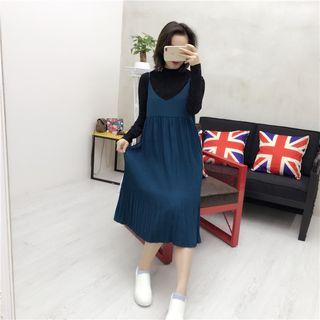 Set : Long-sleeve Top + Accordion Strap Dress