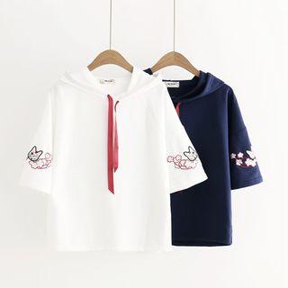 Elbow-sleeve Embroidery Hoodie