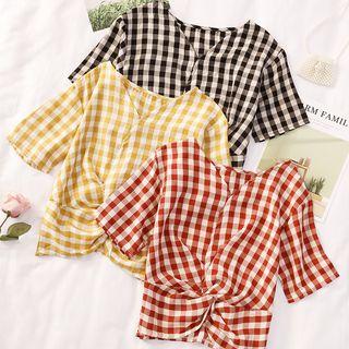 Knotted Crop Check Short Sleeve Top