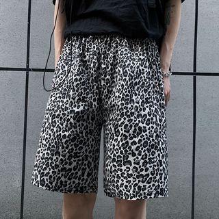 Leopard Print Straight Leg Shorts