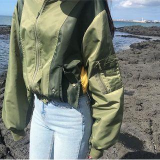 Round-neck Color-block Bomber Jacket