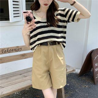 Short-sleeve Striped Knit Top / Plain Shorts