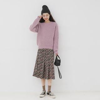 Crew-neck Sweater / Floral Long-sleeve Midi Dress